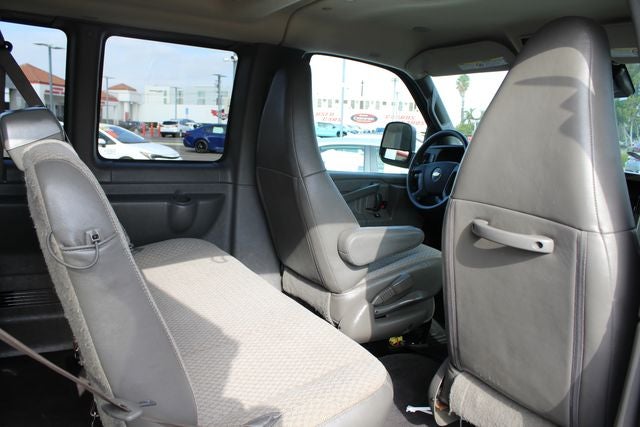 2020 Chevrolet Express LT Passenger