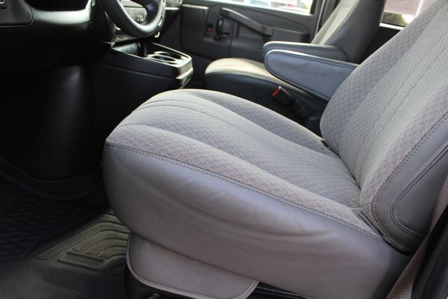 2020 Chevrolet Express LT Passenger