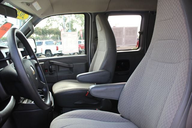 2020 Chevrolet Express LT Passenger