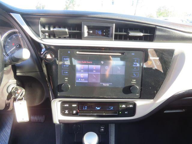 2017 Toyota COROLLA LE