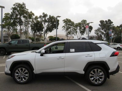 2025 Toyota RAV4 XLE Premium