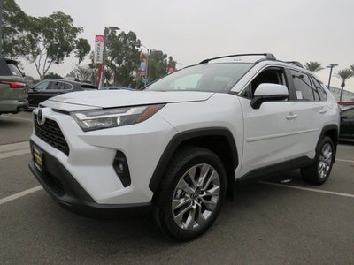 2025 Toyota RAV4 XLE Premium