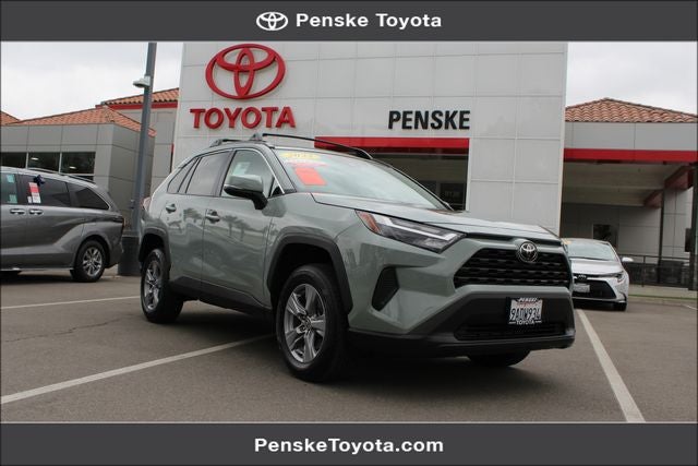 2022 Toyota RAV4 XLE