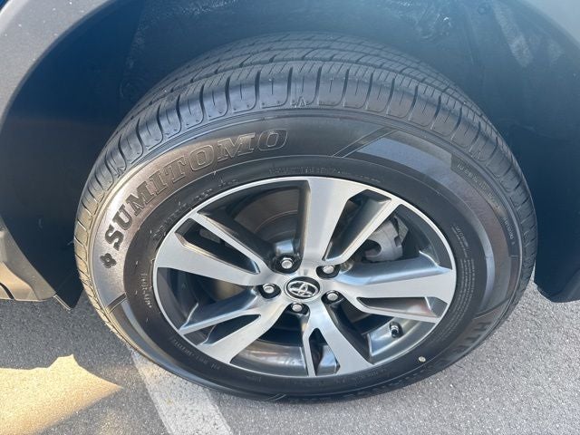 2016 Toyota RAV4 XLE