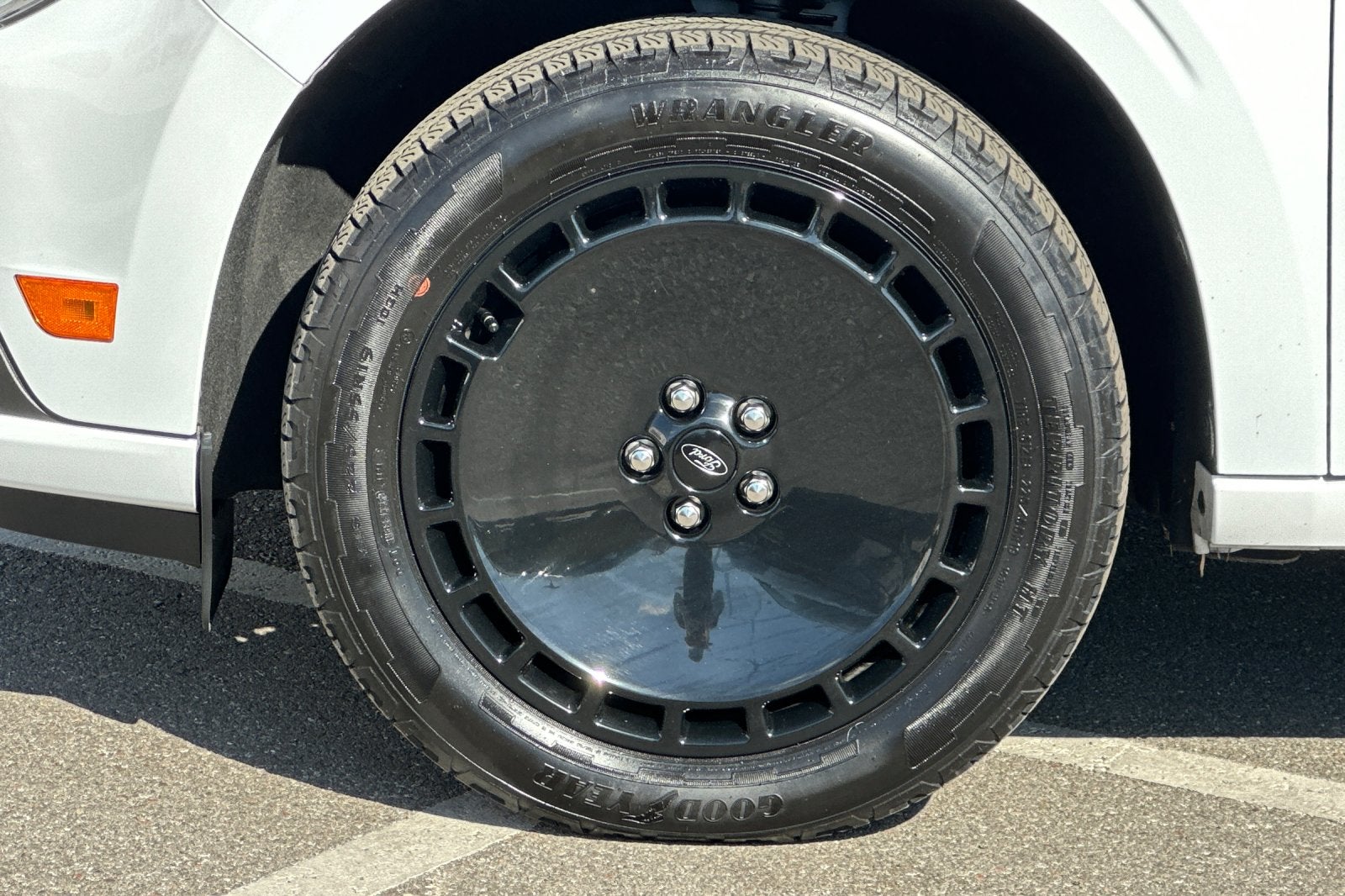 2025 Ford Maverick Lobo Standard