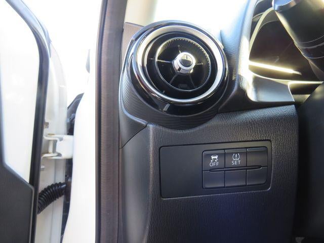 2019 Toyota YARIS SEDAN LE