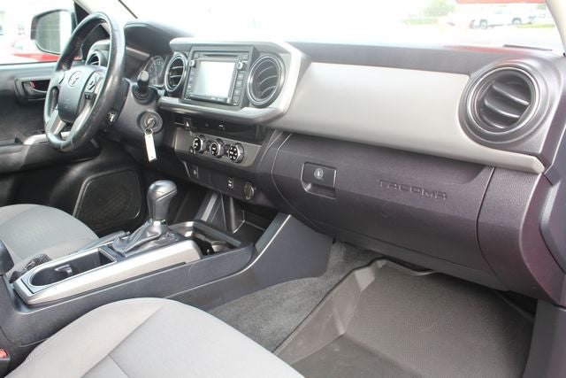 2016 Toyota Tacoma SR5