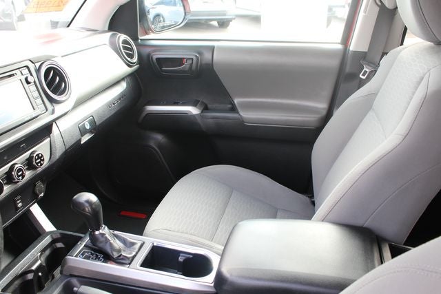 2016 Toyota Tacoma SR5