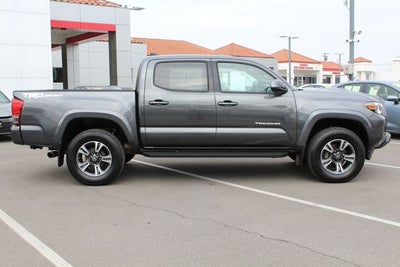 2017 Toyota Tacoma TRD Sport