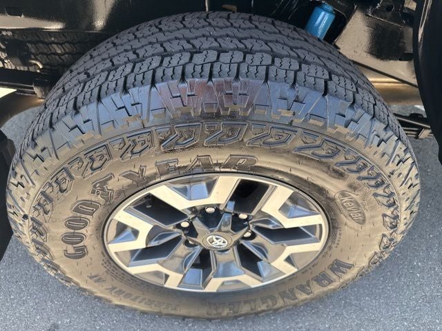 2023 Toyota TACOMA TRD OFFRD TRD Off-Road V6