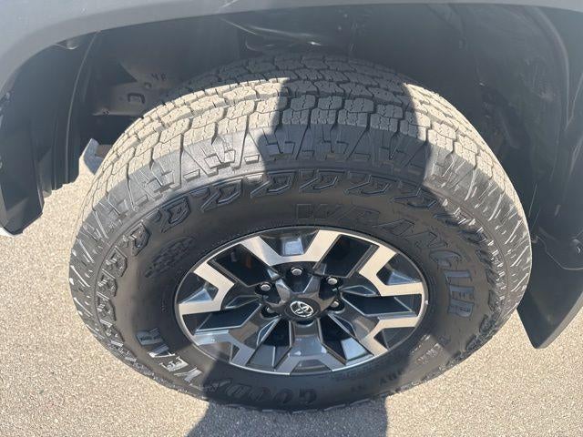 2023 Toyota TACOMA TRD OFFRD TRD Off-Road V6