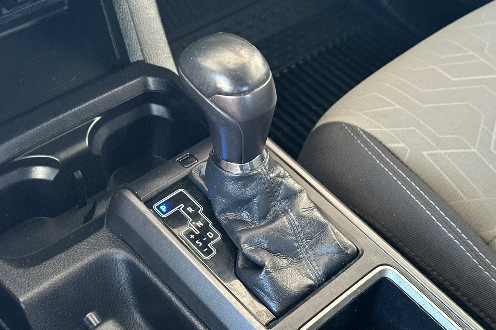 2022 Toyota Tacoma TRD Sport V6
