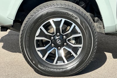 2022 Toyota Tacoma TRD Sport V6