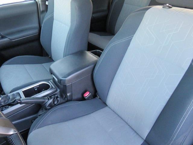2022 Toyota Tacoma TRD Sport V6
