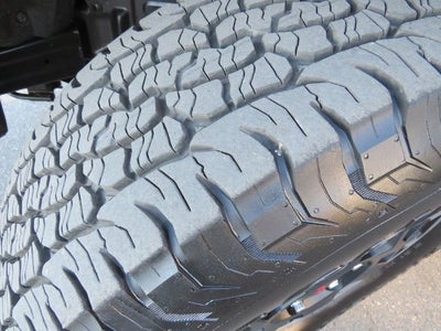 2025 Toyota TACOMA TRD OFFRD TRD Off-Road