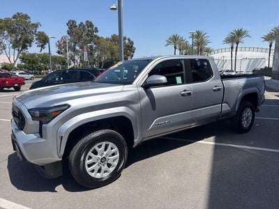 2025 Toyota TACOMA SR5 SR5