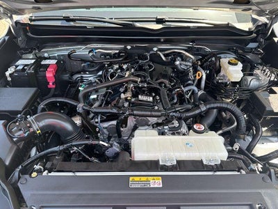 2025 Toyota TACOMA SR5 SR5