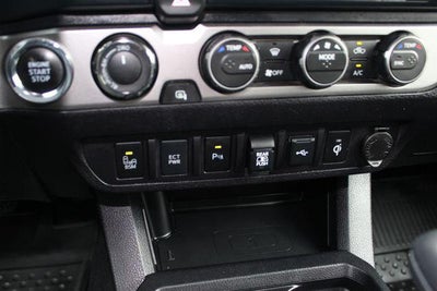 2023 Toyota Tacoma Limited V6