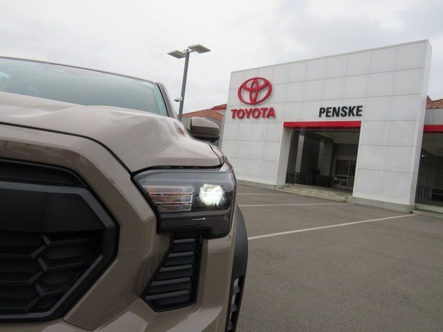 2026 Toyota Tacoma Hybrid TRD Off Road