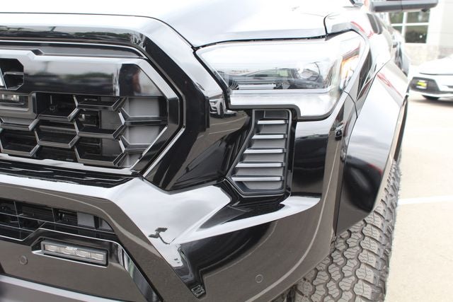 2026 Toyota Tacoma i-FORCE MAX TRD Pro