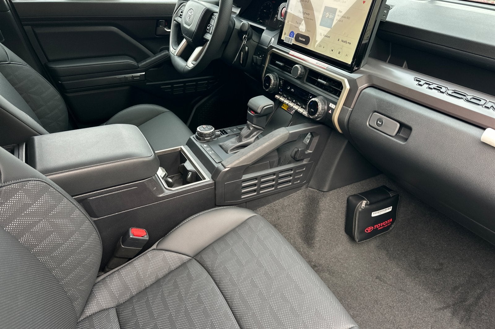 2026 Toyota Tacoma i-FORCE MAX TRD Off-Road i-FORCE MAX