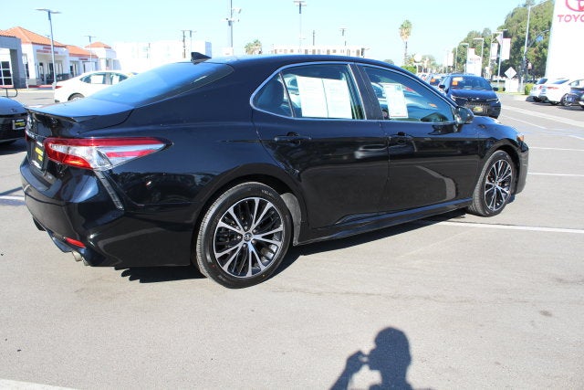 2019 Toyota Camry SE