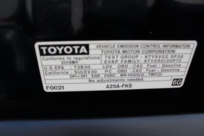 2019 Toyota Camry SE