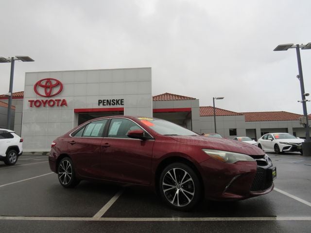 2016 Toyota CAMRY SE