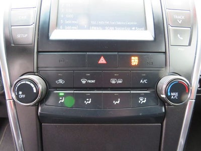 2016 Toyota CAMRY SE