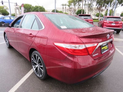 2016 Toyota CAMRY SE