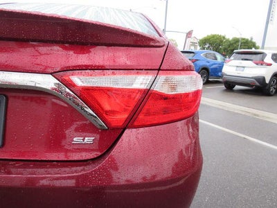 2016 Toyota CAMRY SE