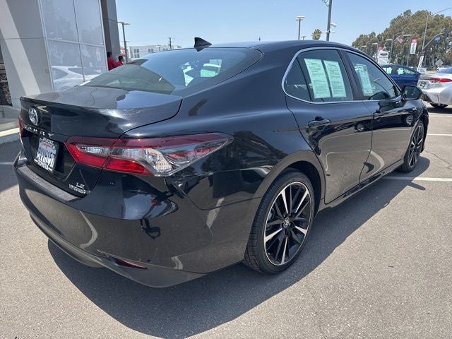 2021 Toyota Camry Hybrid LE