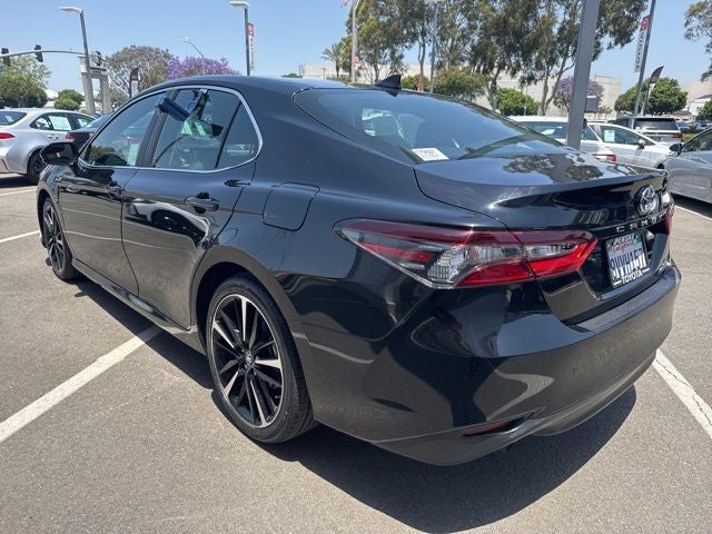 2021 Toyota Camry Hybrid LE