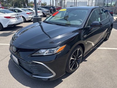 2021 Toyota Camry Hybrid LE