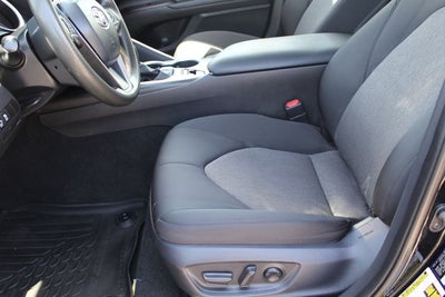 2021 Toyota Camry Hybrid LE