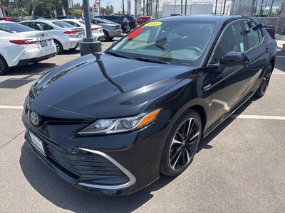 2021 Toyota Camry Hybrid LE