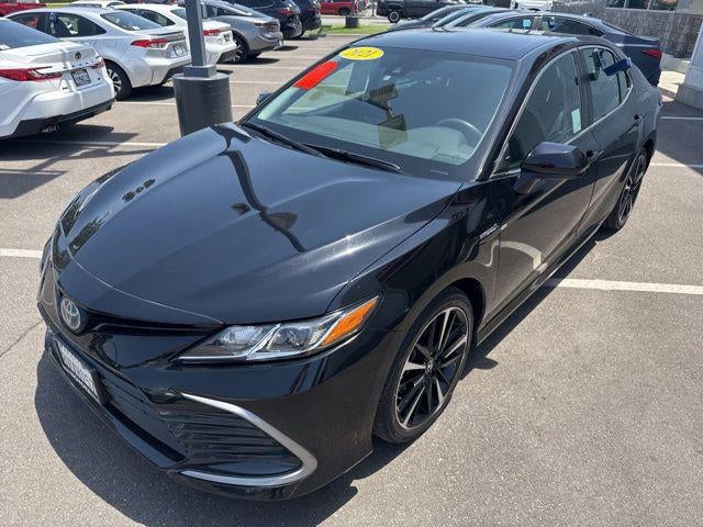 2021 Toyota Camry Hybrid LE