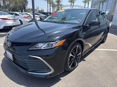 2021 Toyota Camry Hybrid LE
