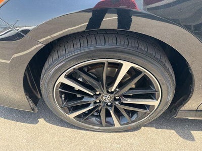 2021 Toyota Camry Hybrid LE