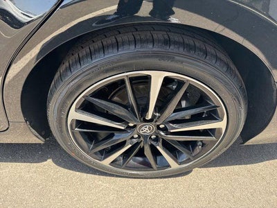2021 Toyota Camry Hybrid LE