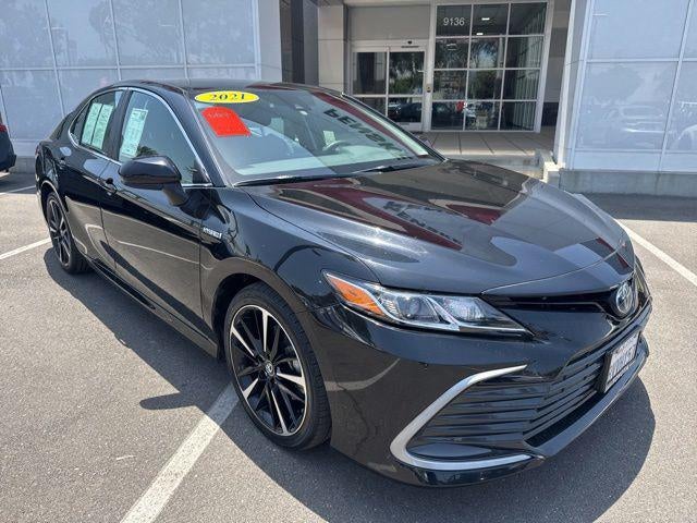 2021 Toyota Camry Hybrid LE