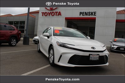 2025 Toyota Camry LE