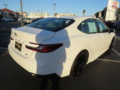 2026 Toyota CAMRY SE