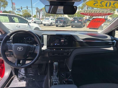 2025 Toyota CAMRY LE
