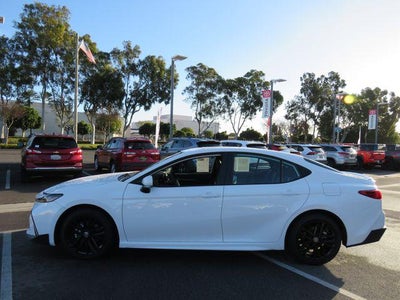 2026 Toyota CAMRY SE