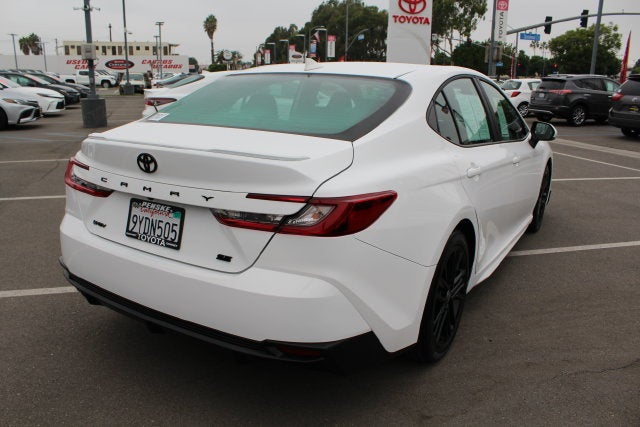 2026 Toyota Camry SE