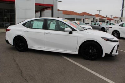 2026 Toyota Camry SE