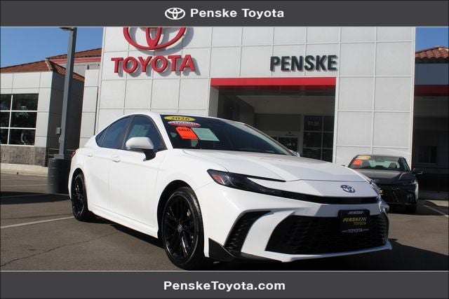 2026 Toyota Camry SE