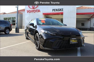 2025 Toyota Camry SE