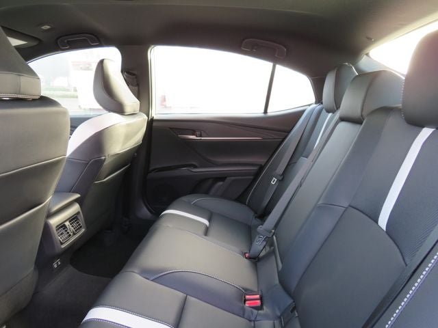 2026 Toyota CAMRY Base